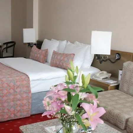 Hotel Atakoey Marina