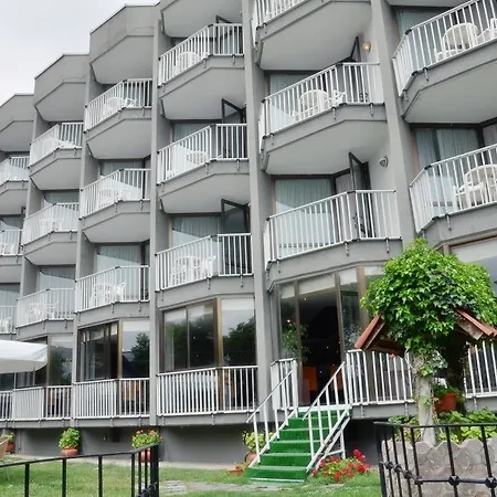 Atakoey Marina Hotel