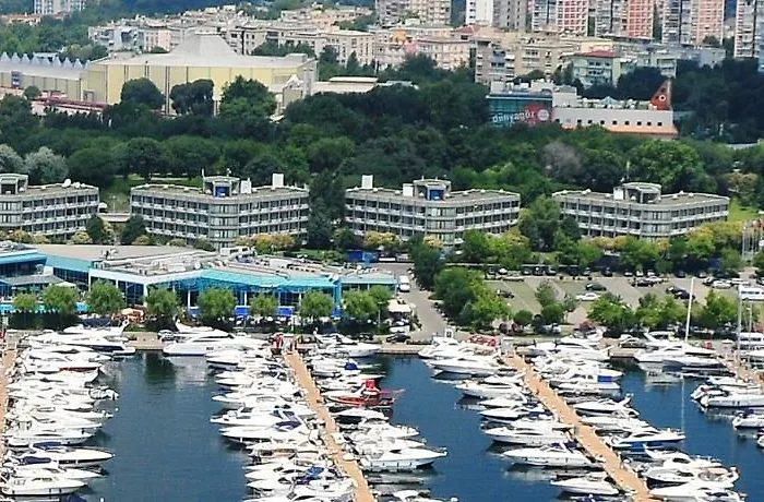 Hotell Atakoey Marina